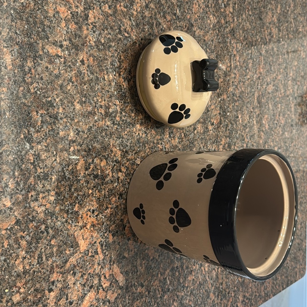 Porcelain dog treat jar - Picture 4 of 12